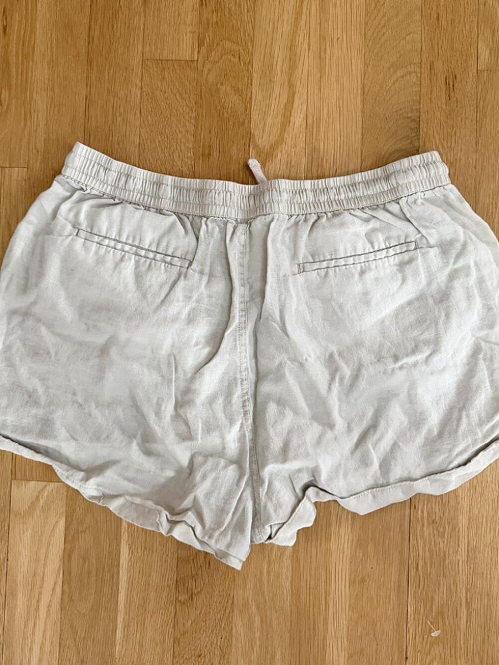 Quince Linen Shorts - Oatmeal (Beige / Tan) / Large - Picture 4 of 4
